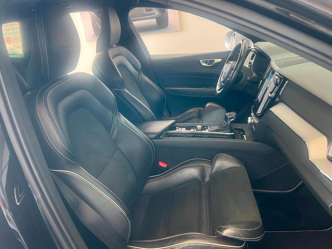 Volvo XC60 2.0 d4 R-design awd geartronic my18