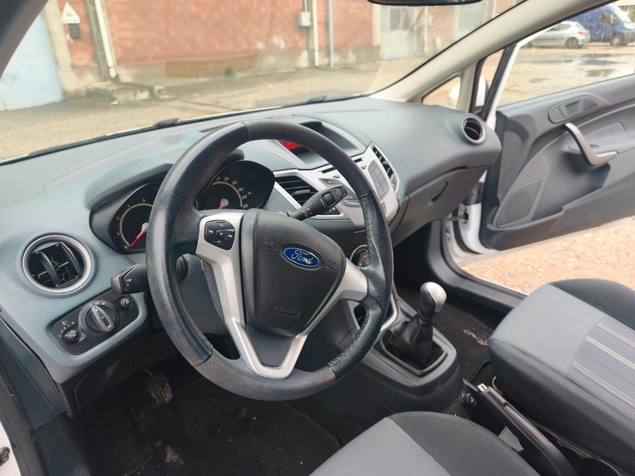 Ford Fiesta 2009---1.2 Benzina Neopatentati