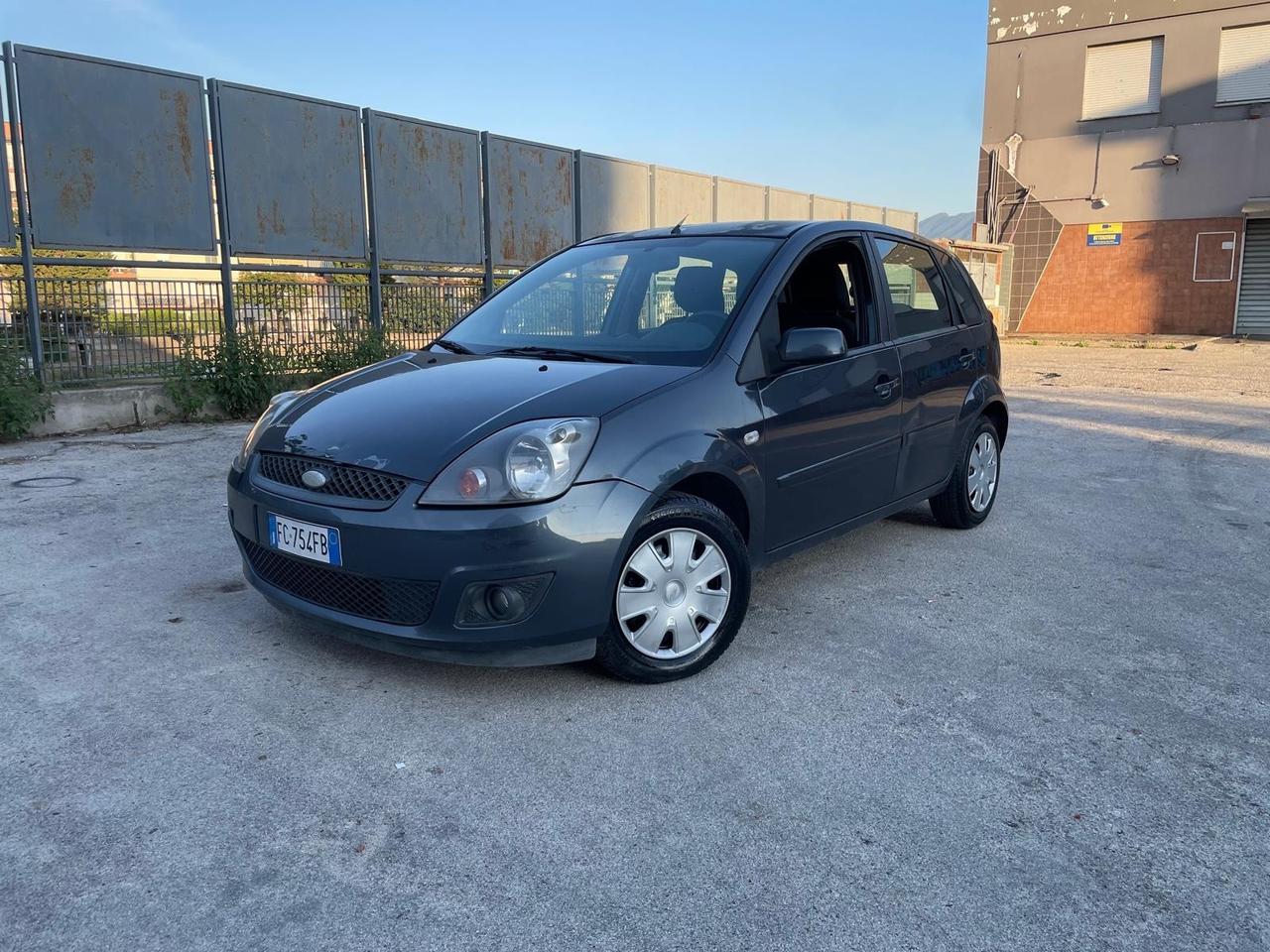 Ford Fiesta 1.4 TDCi 5p. Titanium Full Perfett