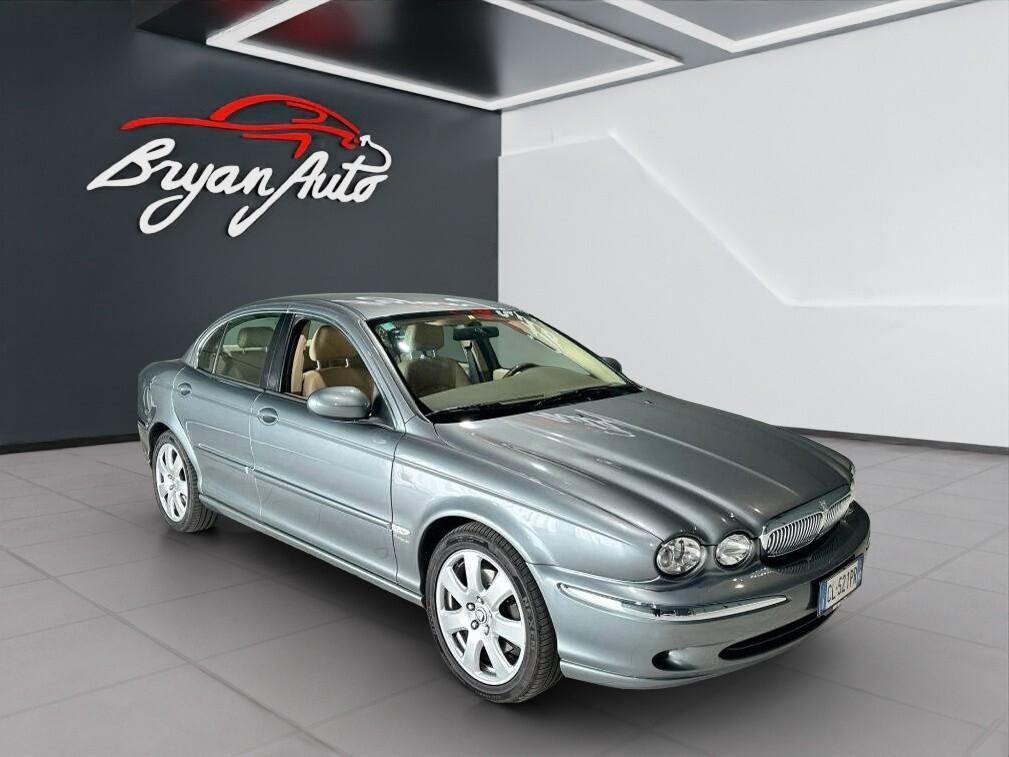Jaguar X-Type 2.5 V6 24V cat Executive
