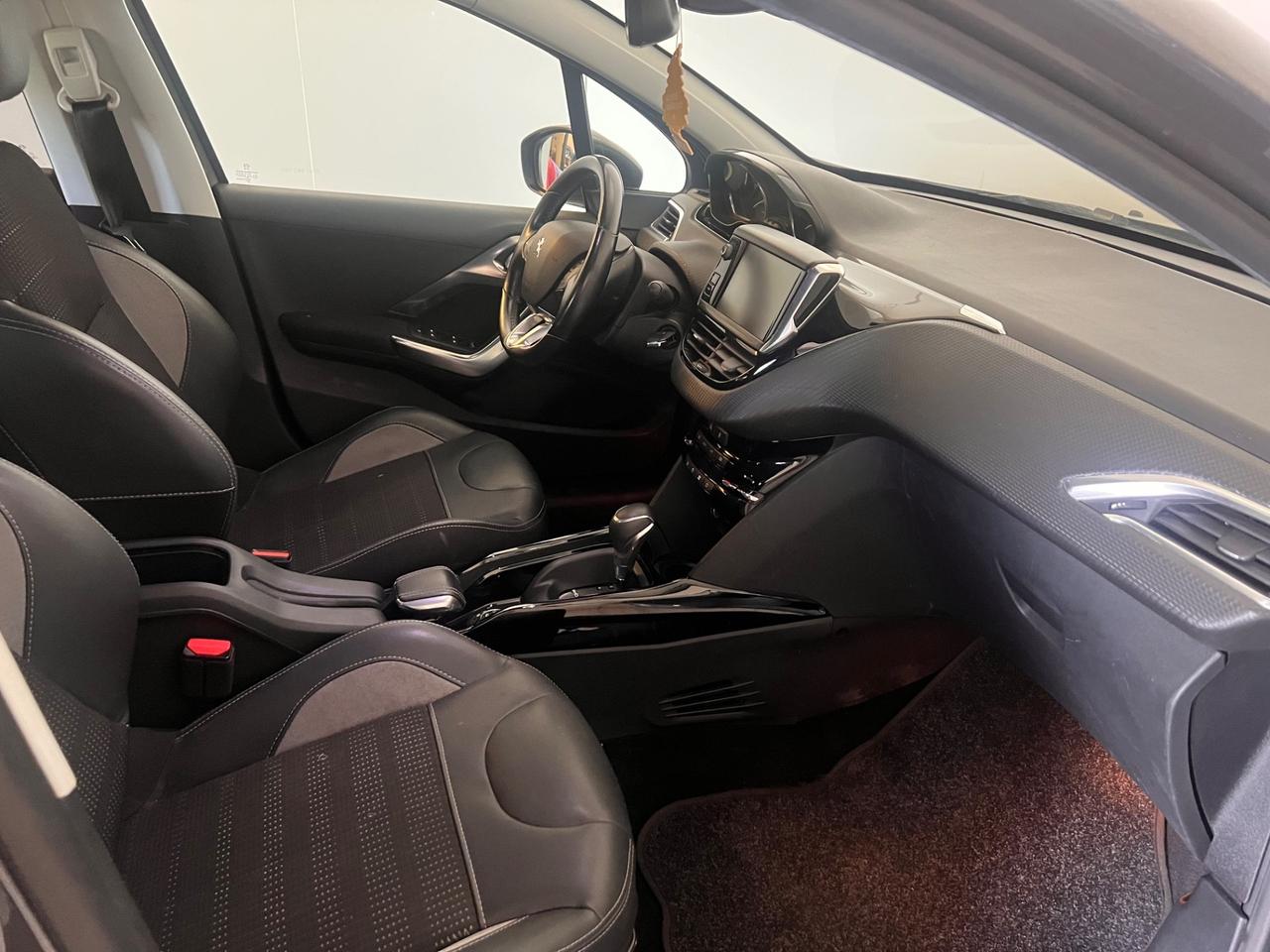 Peugeot 2008 1.5 BlueHDi 120 S&S Allure
