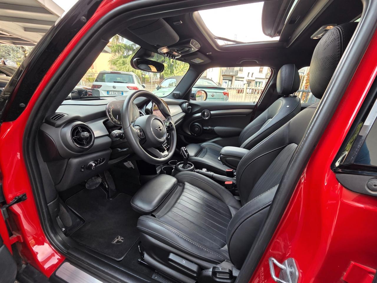 Mini Cooper 5p 1.5 136cv YOURS Aut. / TETTO+LED+PELLE