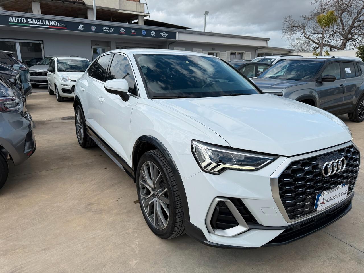 Audi Q3 35 TFSI S tronic line edition