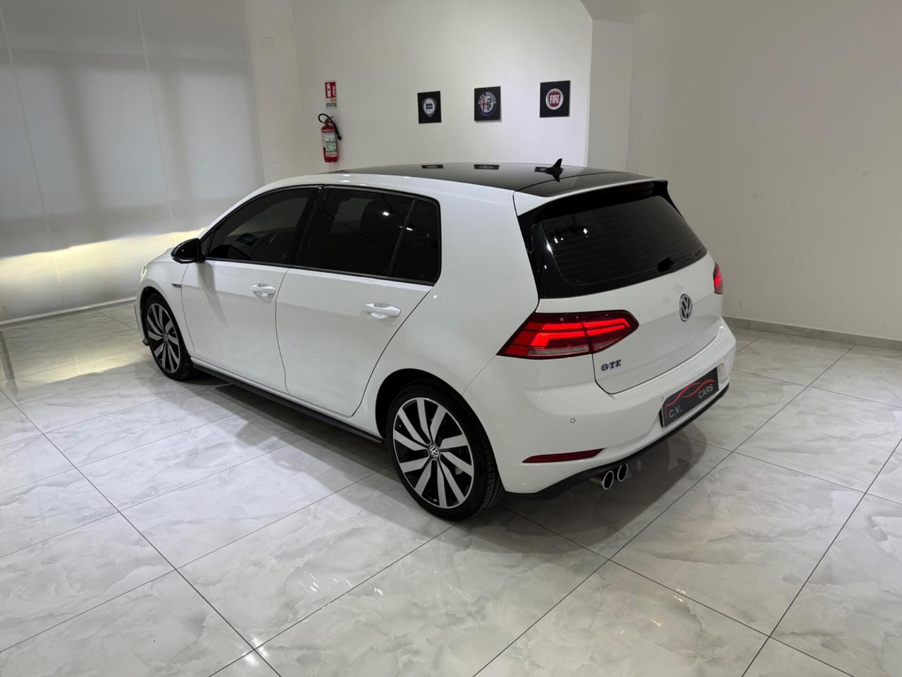 VOLKSWAGEN GOLF GTE UNICO PROPRIETARIO