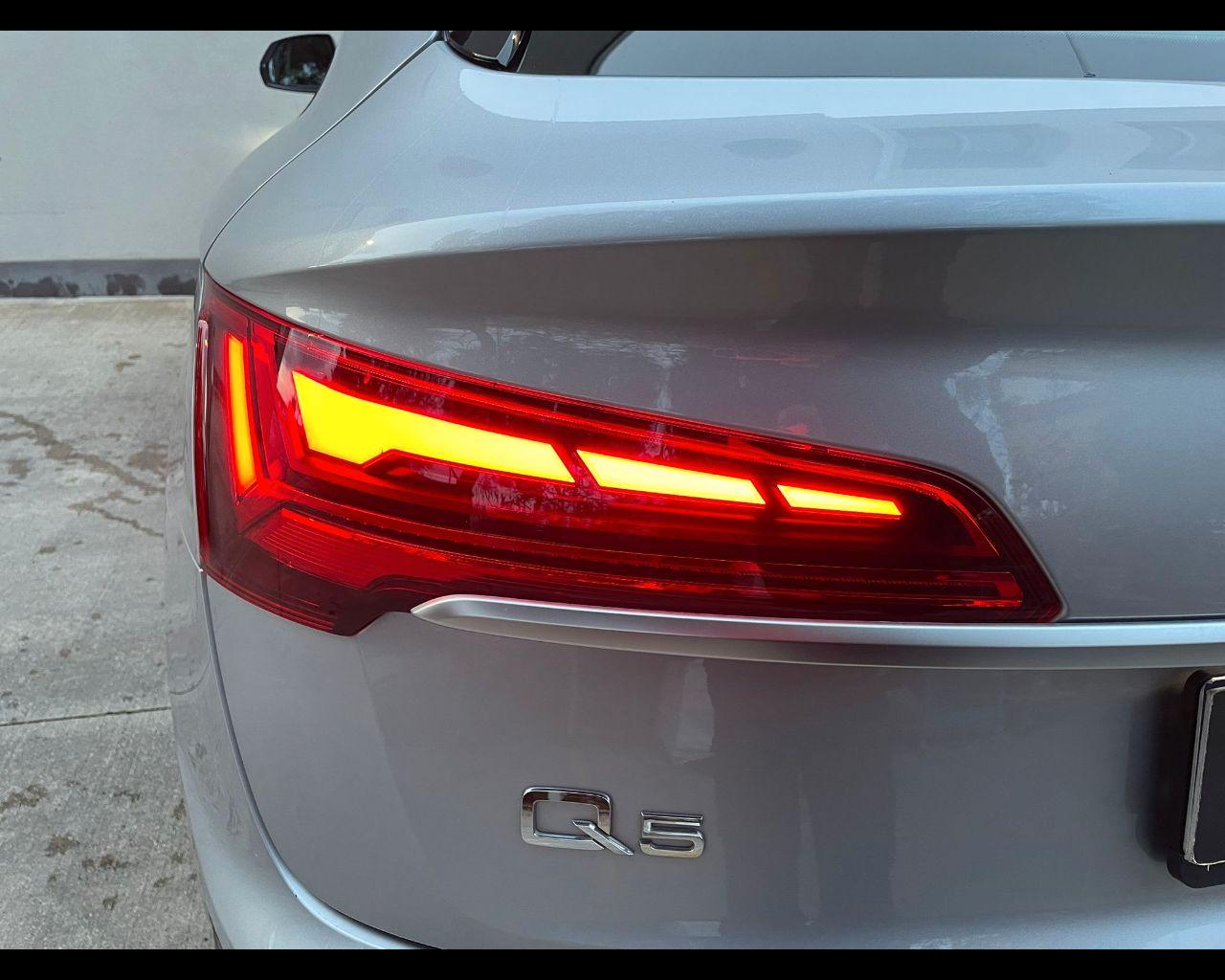 AUDI Q5 I Sportback 2021 - Q5 Sportback 40 2.0 tdi mhev 12V S lin