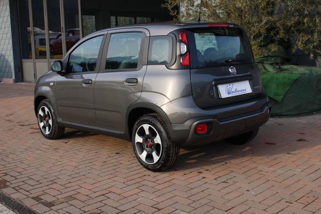 FIAT Panda 1.0 Hybrid City Cross Clima auto-DAB 7"