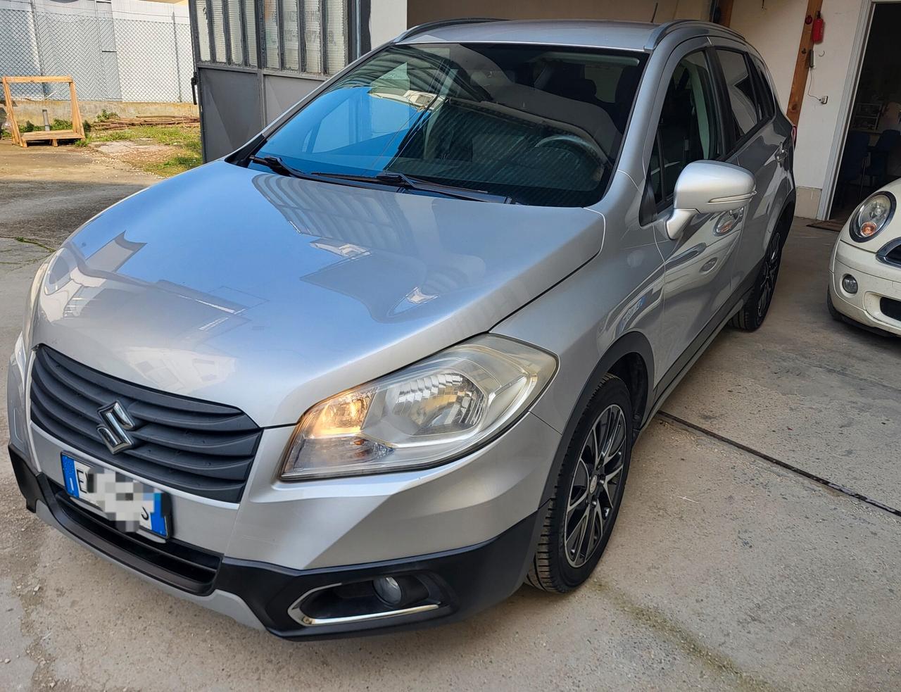 Suzuki S-Cross 1.6 DDiS Top