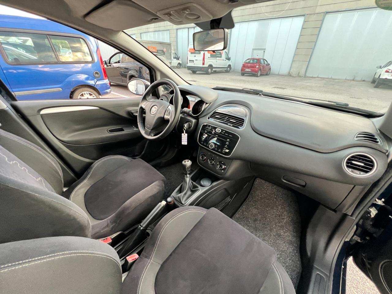 Fiat Punto EVO 1.2 8V 5 p. Lounge