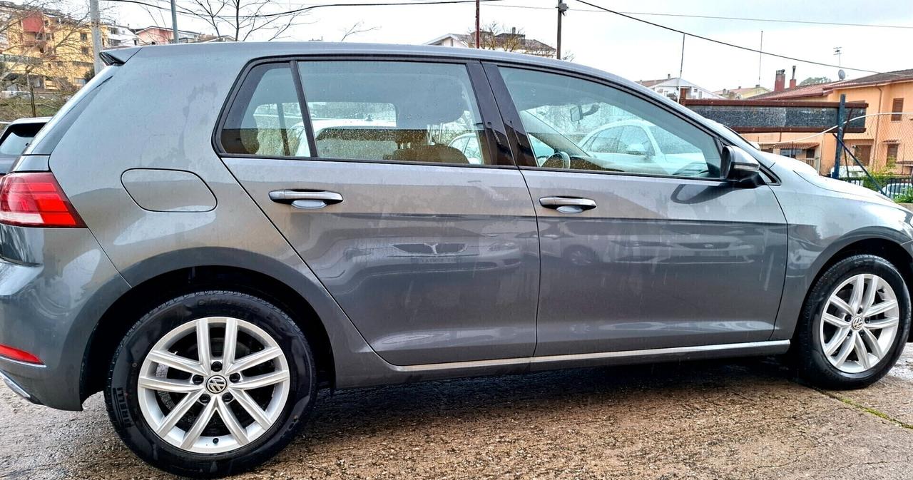 VOLKSWAGEN GOLF 7.5 2.0 TDI 150 CV DSG
