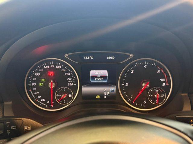 MERCEDES-BENZ A 200 d Automatic Premium