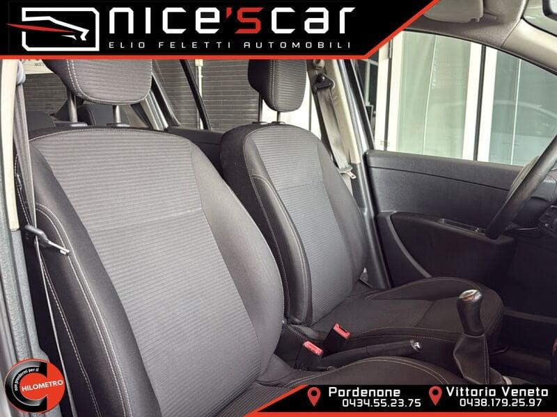 Renault Clio Clio 1.2 16V 5 porte Live!