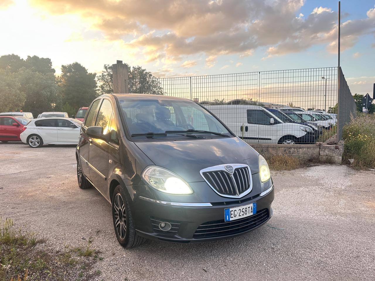 Lancia MUSA 1.3 Mjt 95 CV Gold-2012