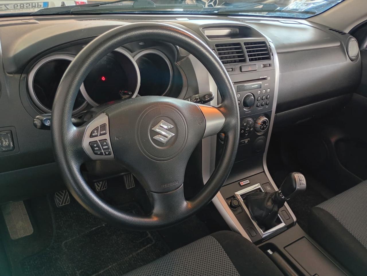 Suzuki Grand Vitara 1.6 Club
