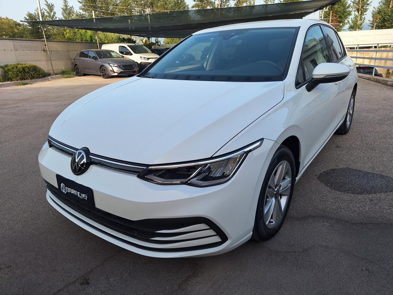 Volkswagen Golf LIFE 1.0 eTSI 110cv DSG NAV+RETROCAM. 2023
