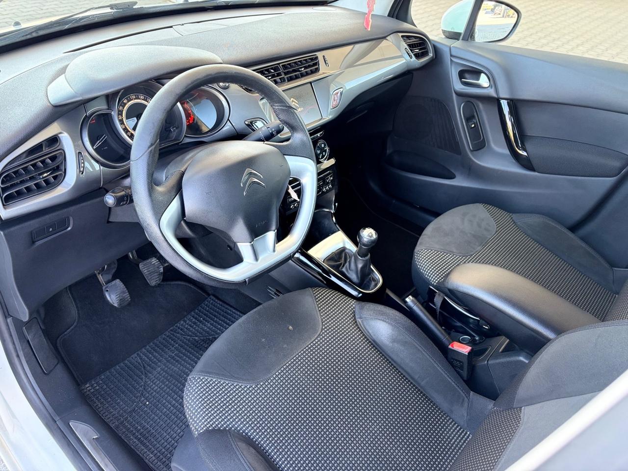 Citroen C3 1.2 benzina 2014 Exclusive