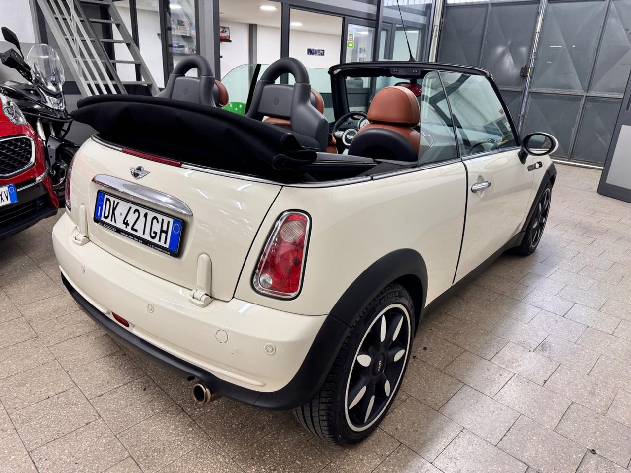 Mini Cooper 1.6 116 Cv Sidewalk Cabrio 75.000 KM