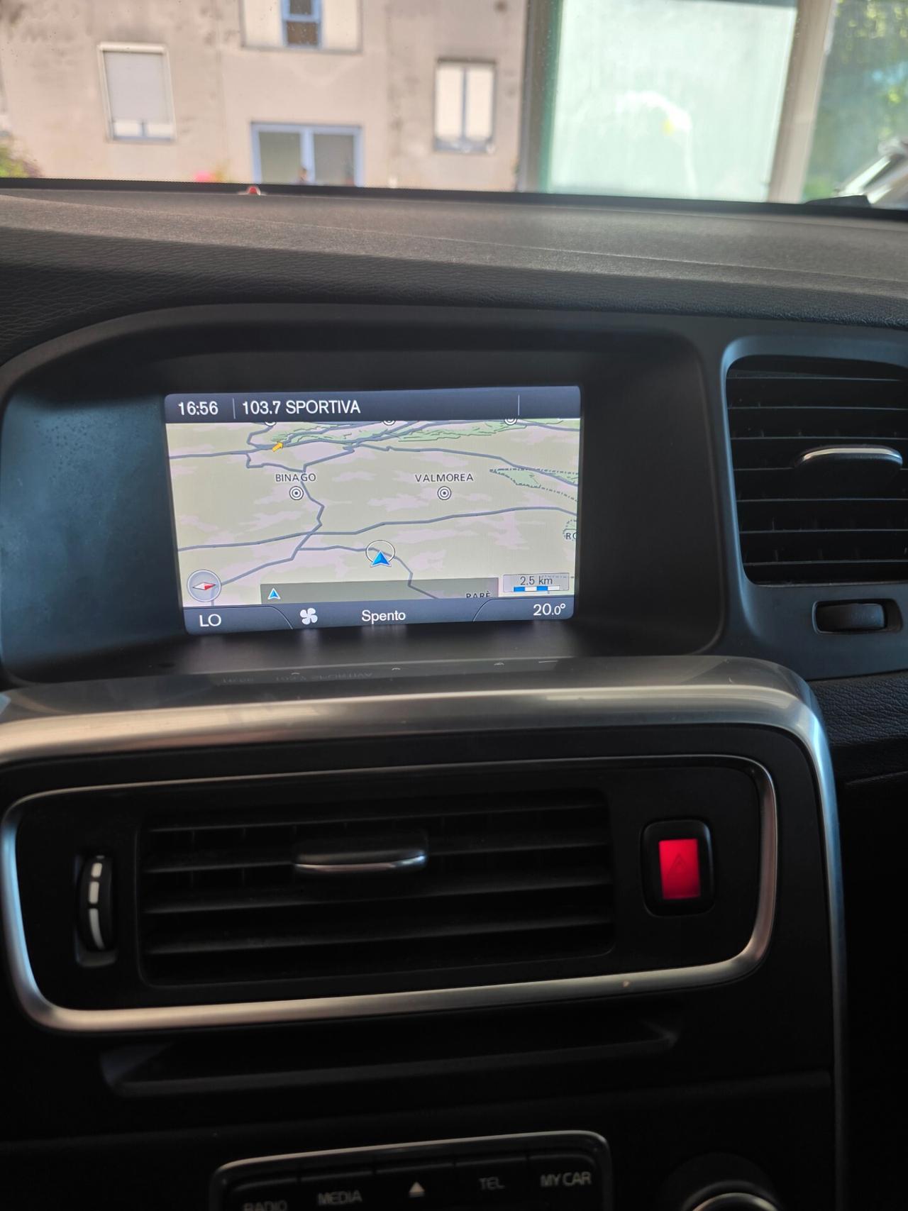 Volvo V60 D2 1.6 Momentum
