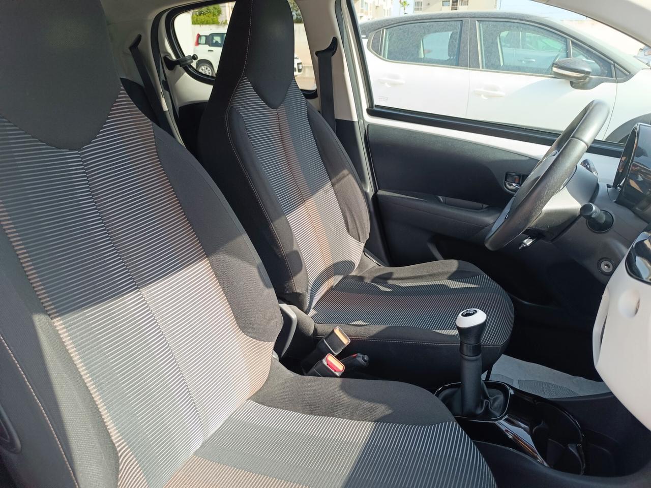 Peugeot 108 PureTech 82 5 porte Active TOP!