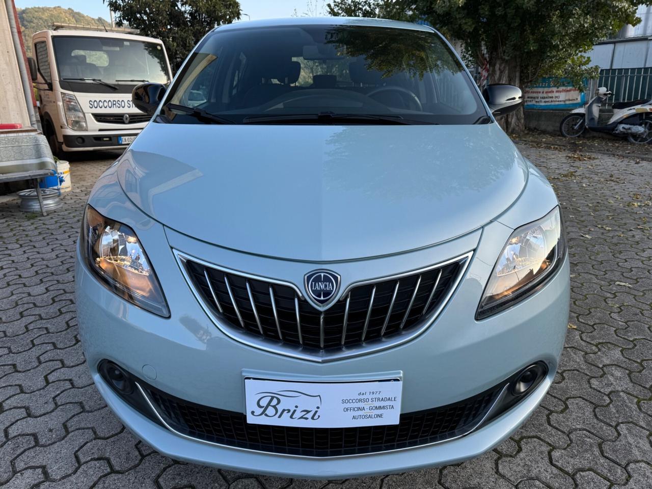 Lancia Ypsilon 1.0 FireFly 5 porte S&S Hybrid Platino