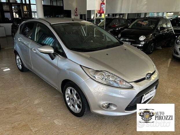 FORD FIESTA 1.4 Tdi TITANIUM del 2013 140000KM