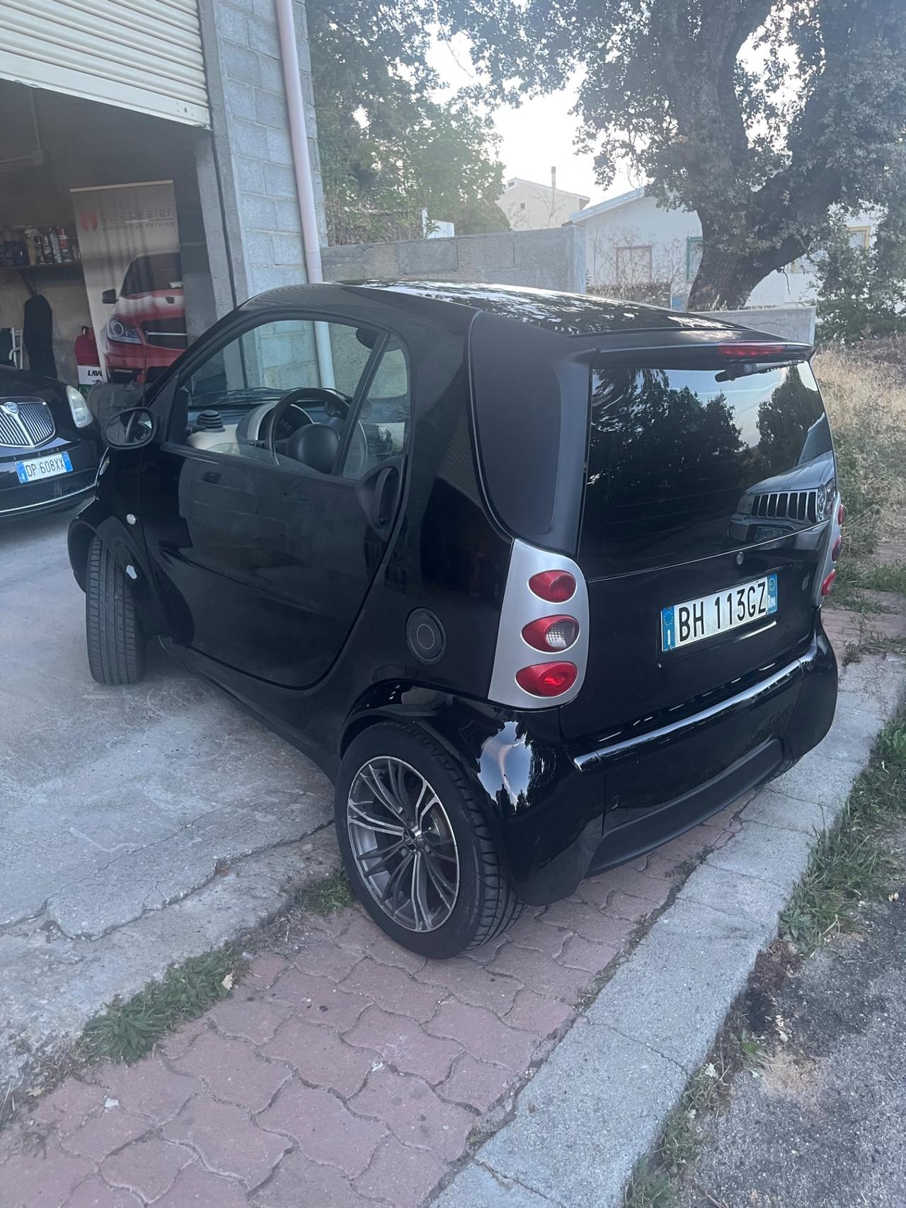 Smart 600 limited edition