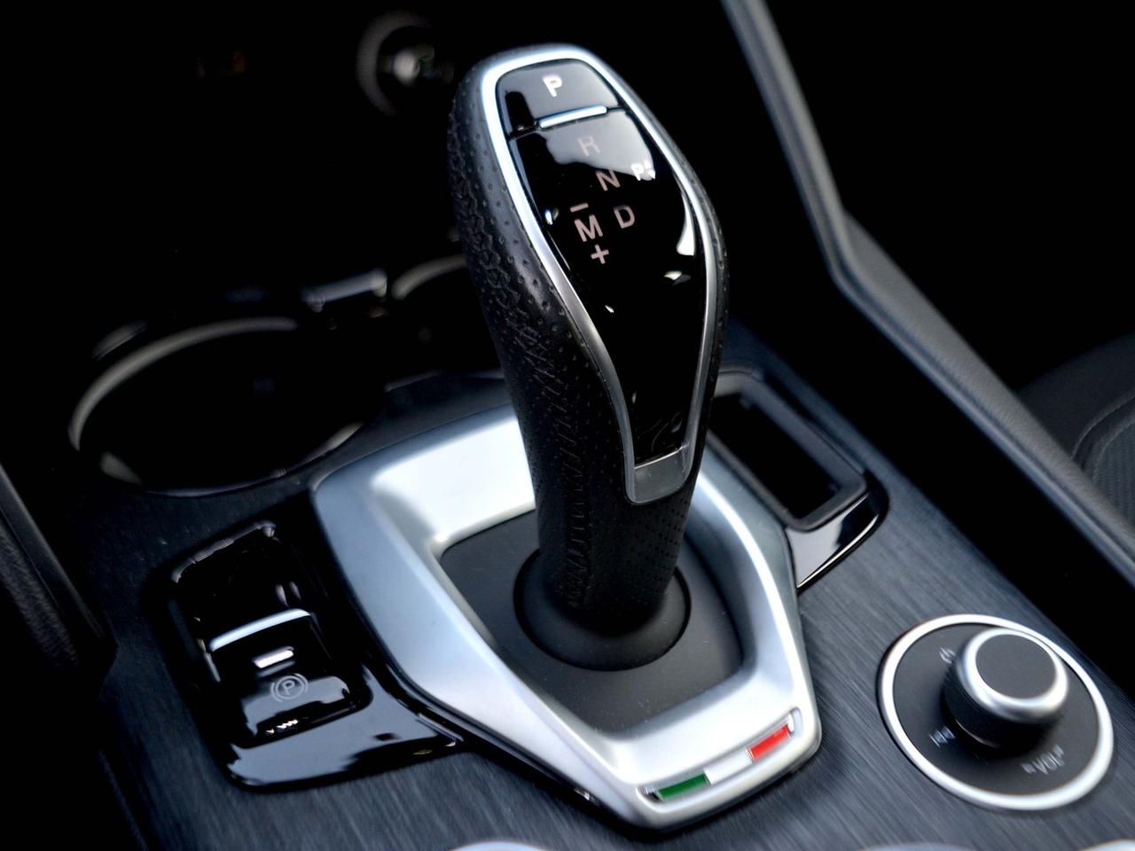 Alfa Romeo Giulia 2.2 turbo 160cv super business at8