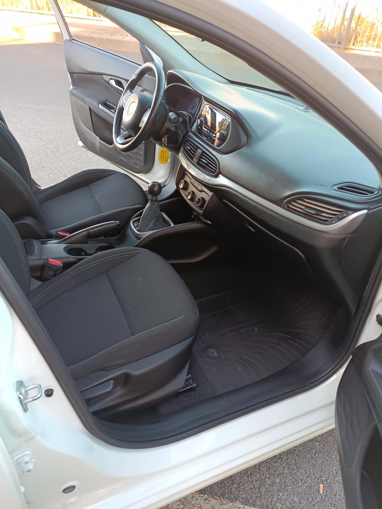 Fiat Tipo 1.6 Mjt S&S SW Easy