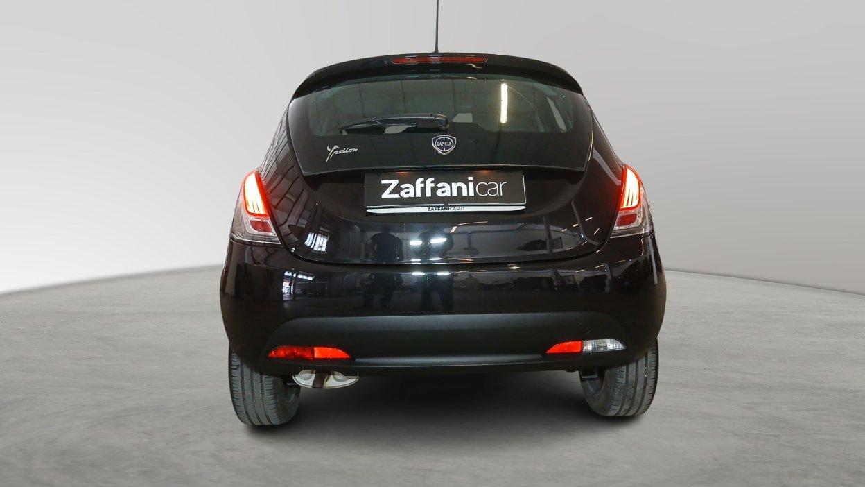 LANCIA Ypsilon 3ª serie - Ypsilon 1.2 69 CV 5 porte GPL Ecochic Black and Noir