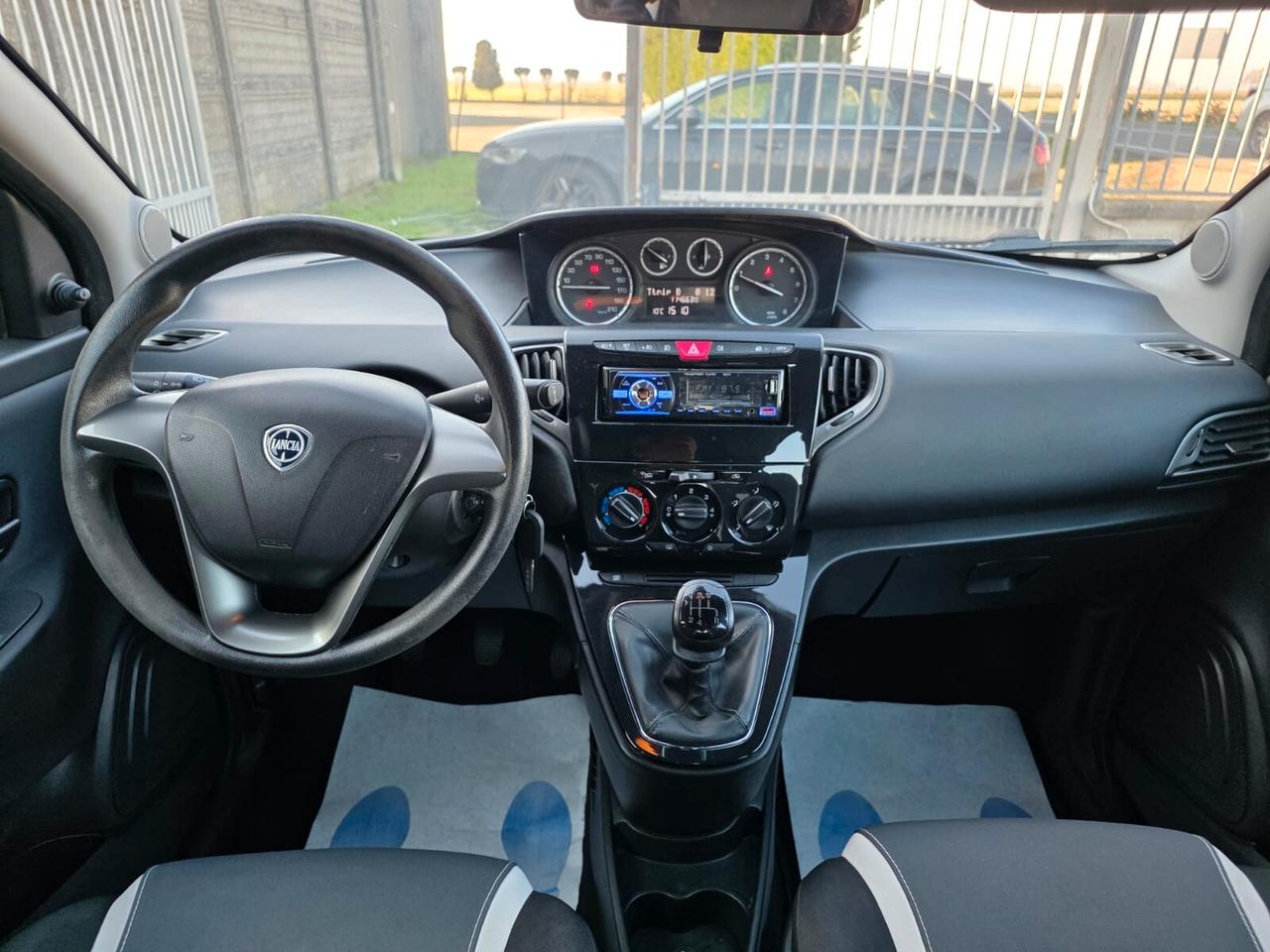Lancia Ypsilon 1.2 69 CV 5 porte Elle