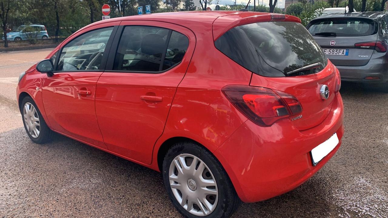 Opel Corsa 1.2 5 porte COSMO