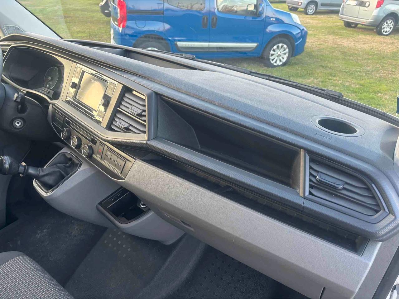 Volkswagen Caravelle T6.1 2.0 TDI 110CV PC Trendline