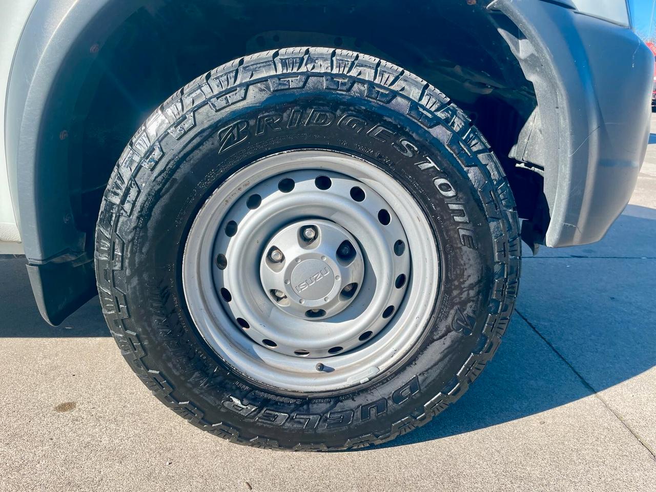 ISUZU D-MAX 2.5 TD CR SPACE L SUPER - 4X4