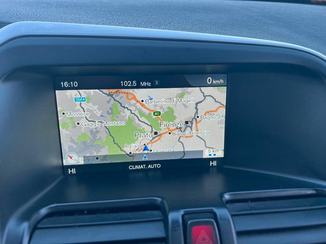 Volvo XC60 2.0 d3 Business 136cv geartronic