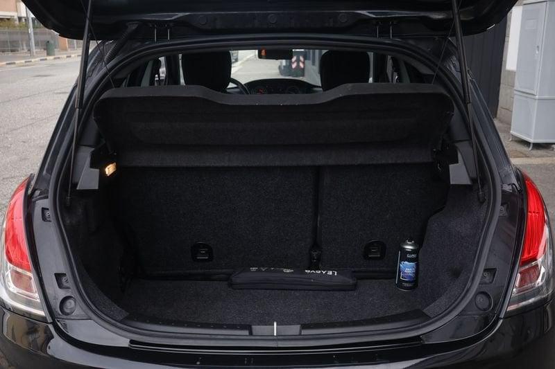 Lancia Ypsilon Lancia Ypsilon 1.0 firefly hybrid Alberta Ferretti s&s 70cv 54KW ANNO 2023