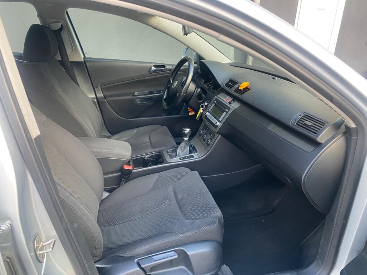 Volkswagen Passat 2.0 TDI Berlina " LEGGI