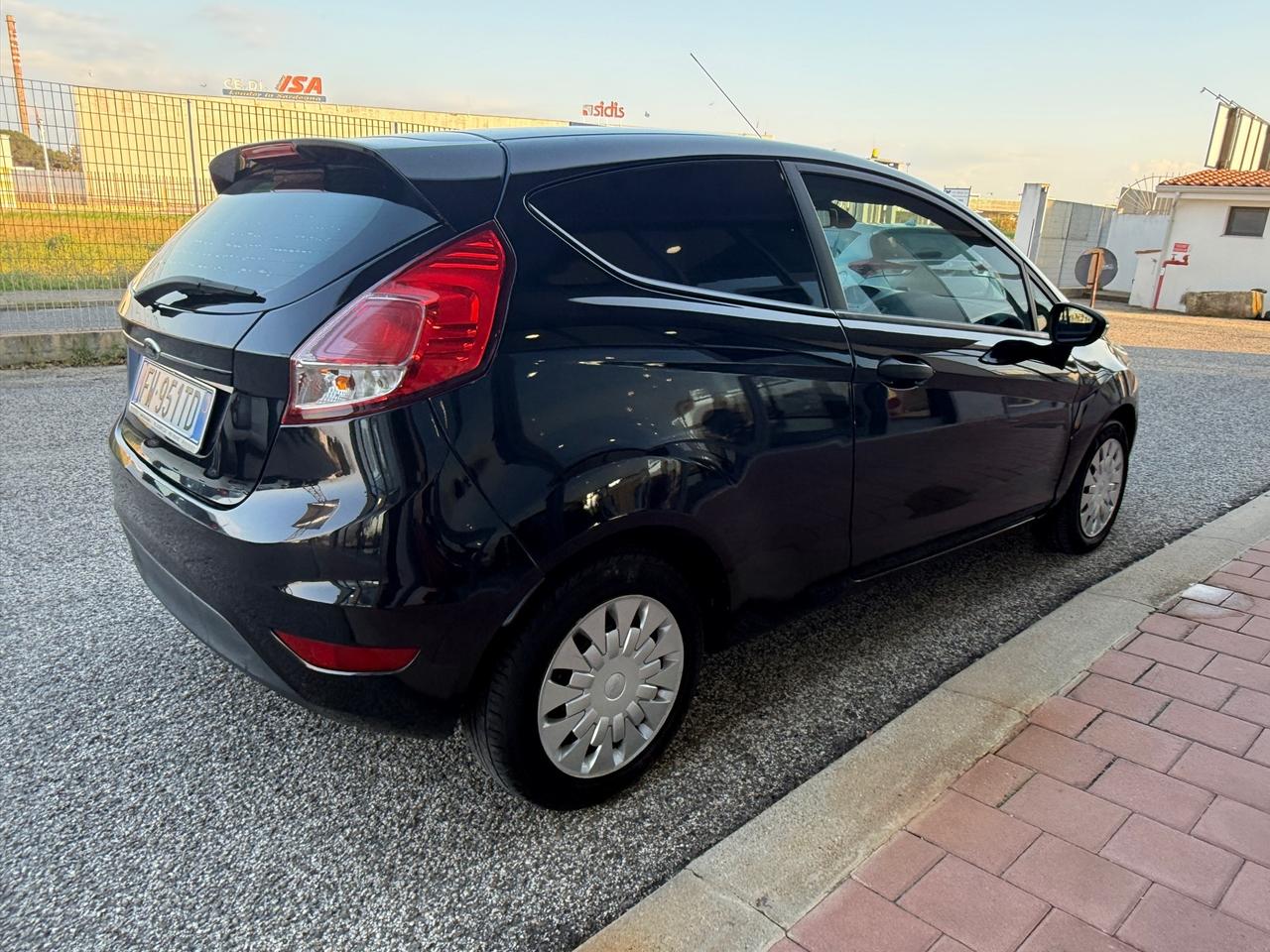 Ford Fiesta 1.5 TDCi 75CV 3 porte AUTOCARRO