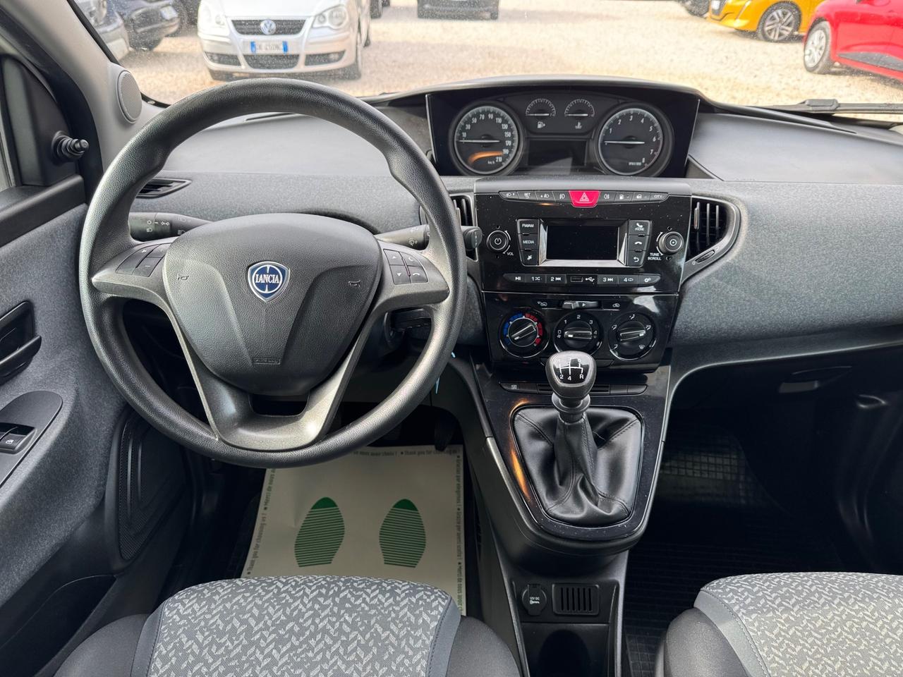 Lancia Ypsilon 1.2 69 CV 5 porte GPL Ecochic Elefantino Blu