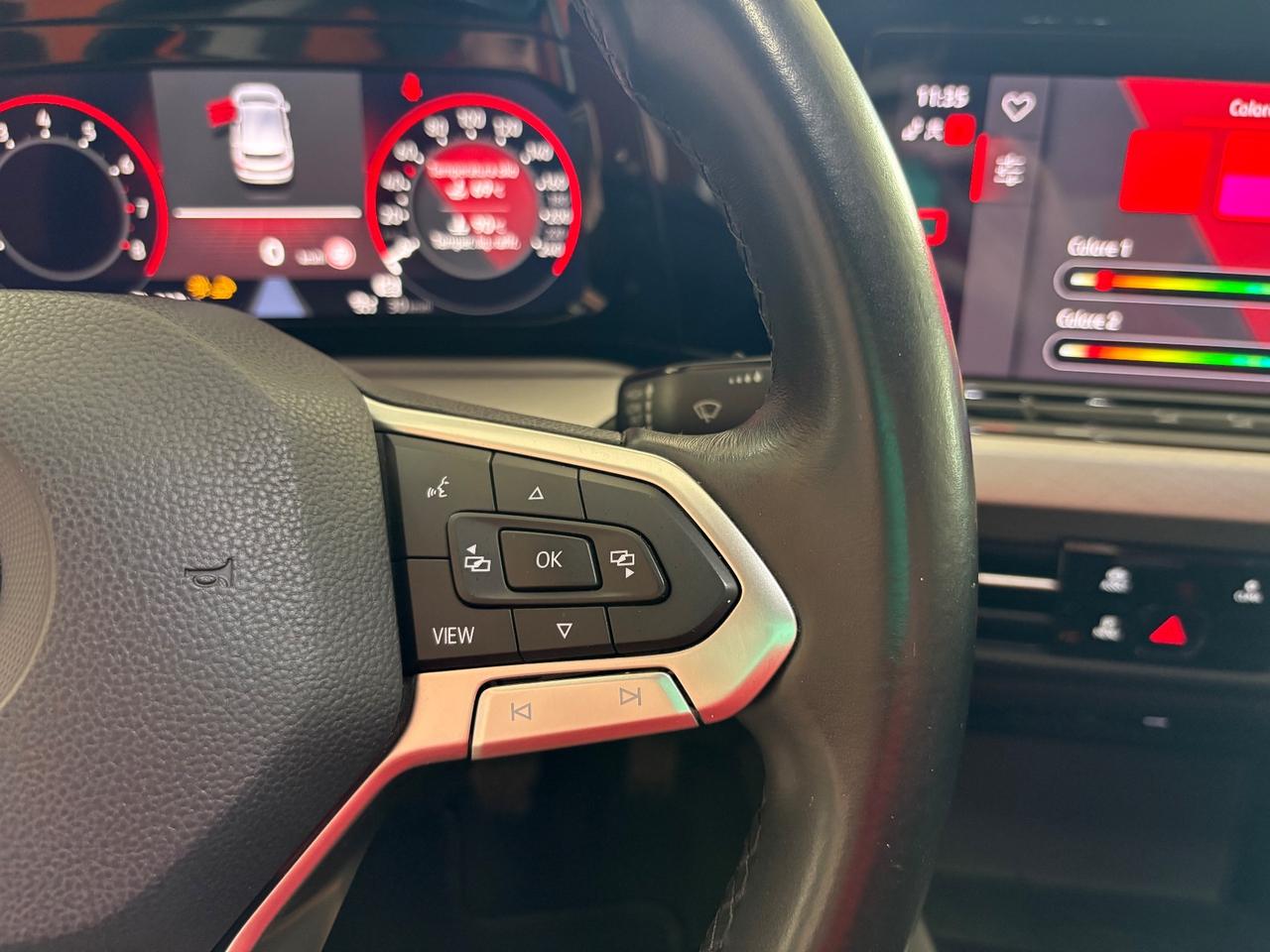 Volkswagen Golf 1.0 110 cv TSI EVO Life permute finanziamenti