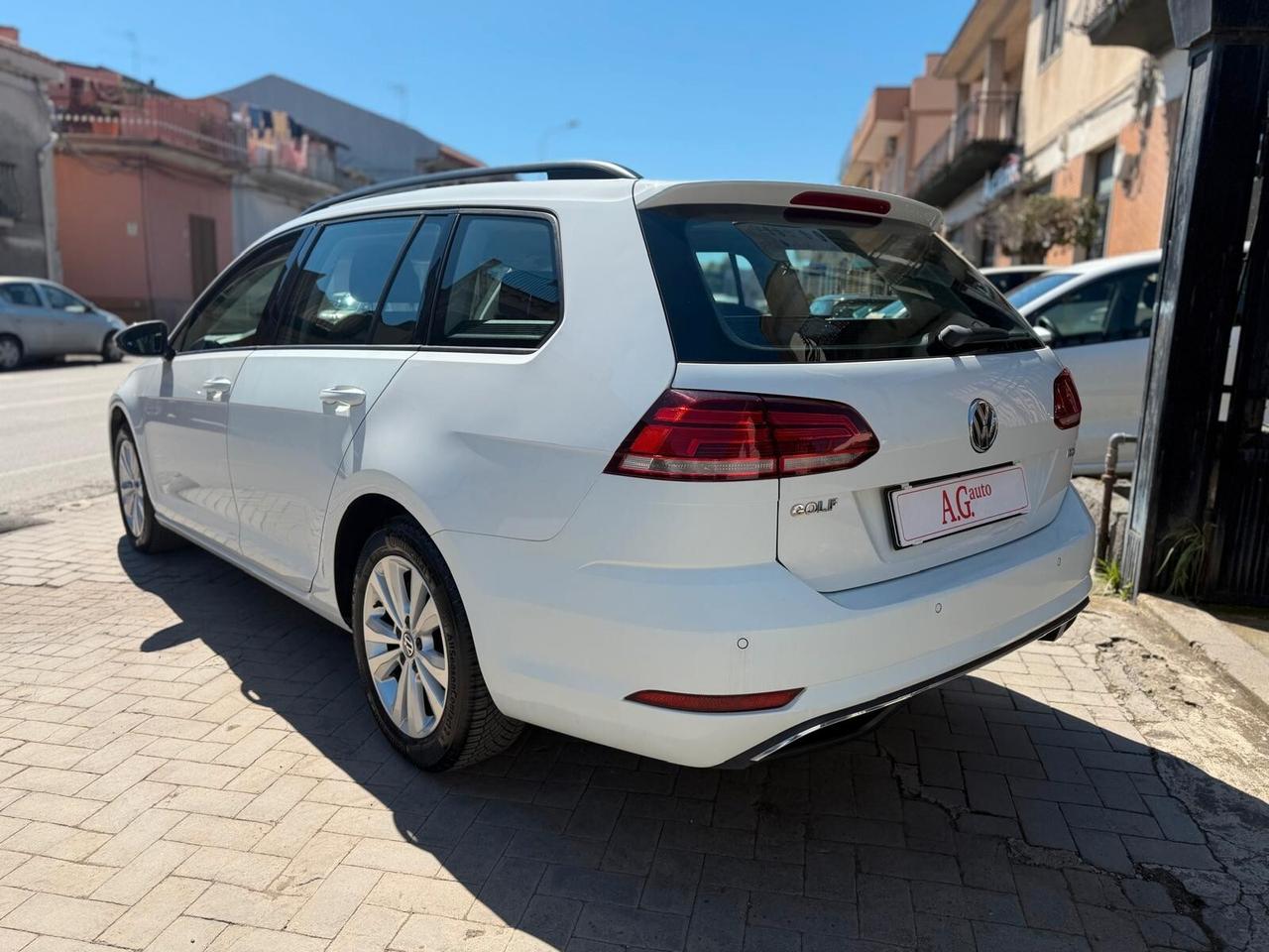 Volkswagen Golf Variant 1.6 TDI 115 CV Business BlueMotion Technology