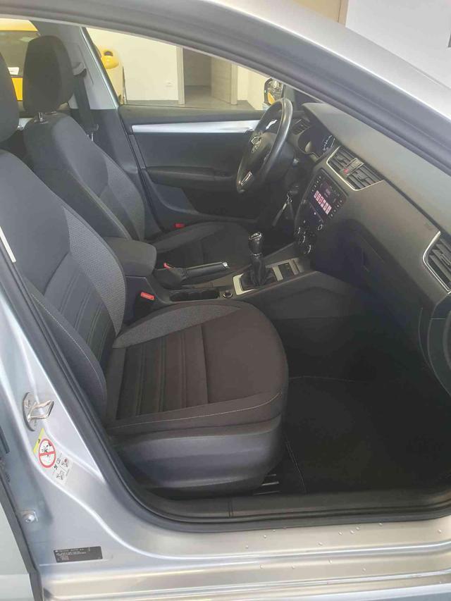 SKODA Octavia 1.6 TDI CR 115 CV Wagon Executive