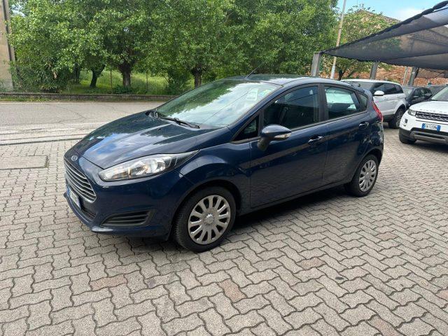 FORD Fiesta 1.4 5 p Bz.- GPL Black & White Edition OK NEOPATEN