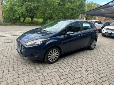 FORD Fiesta 1.4 5 p Bz.- GPL Black & White Edition OK NEOPATEN