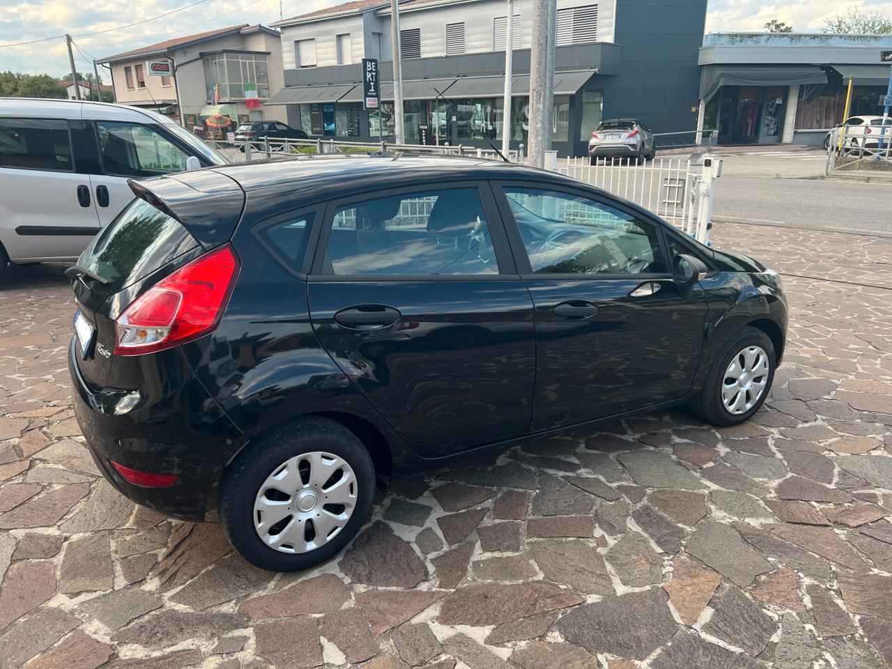 Ford Fiesta 1.2 60CV 5 porte Business