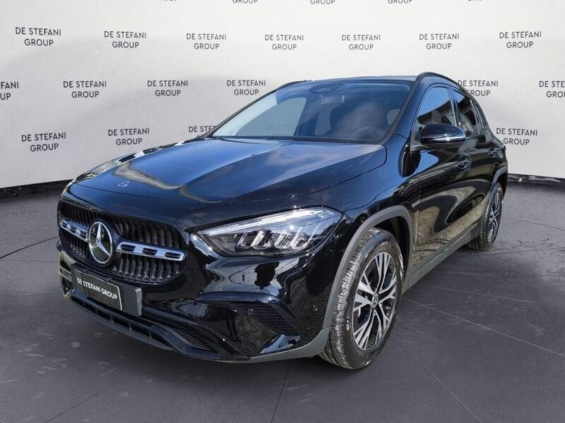 Mercedes-Benz GLA GLA 180 d Progressive Advanced