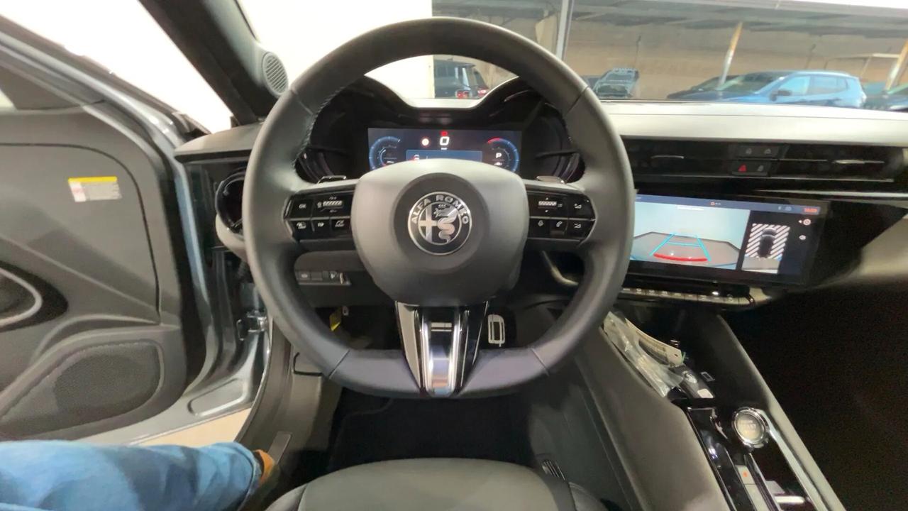 Alfa Romeo Junior 1.2 145 CV Hybrid eDCT6 Speciale KM0