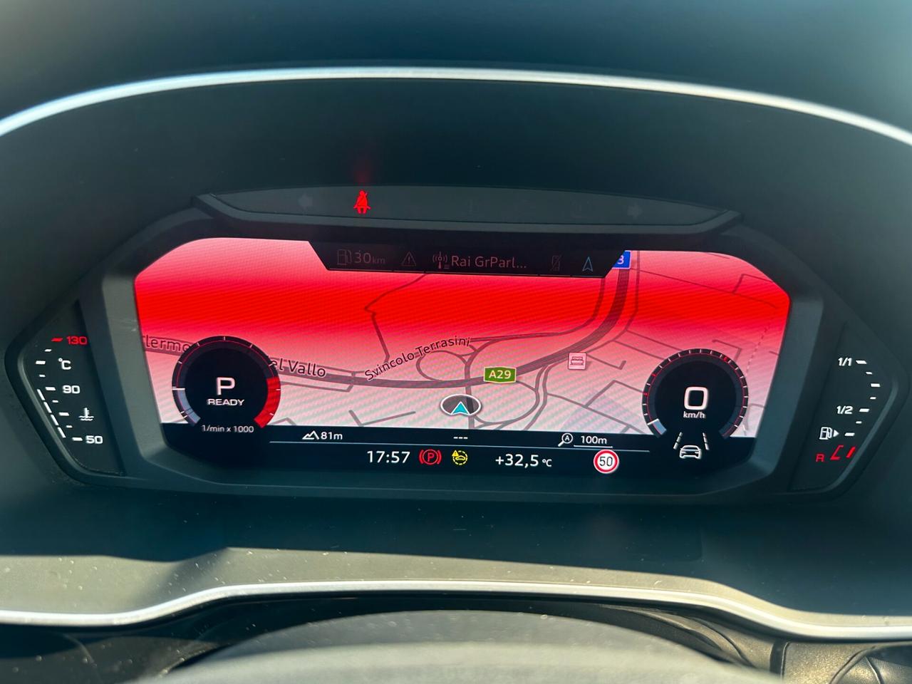 Audi Q3 35 TFSI Business Advanced