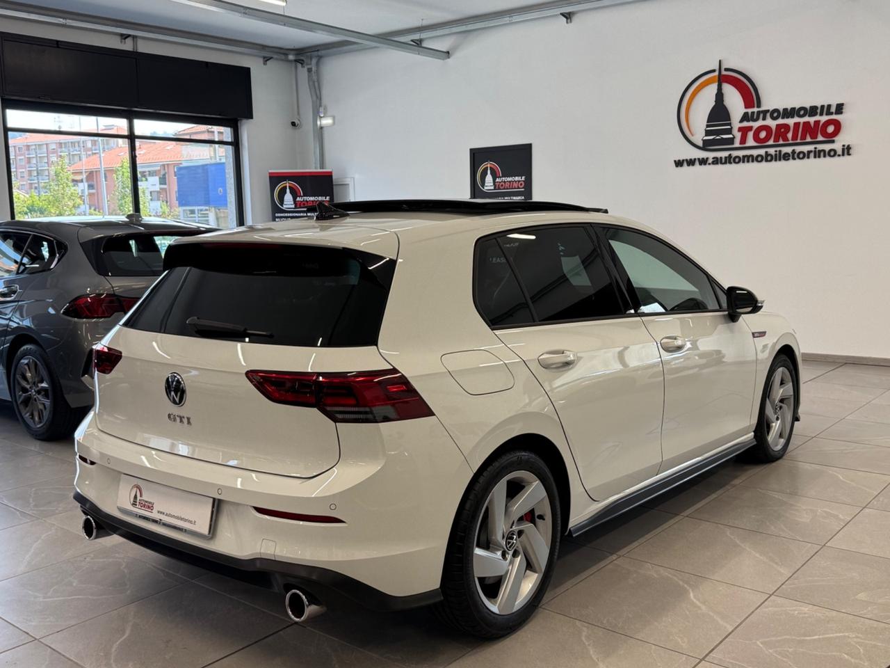 Volkswagen Golf GTI Golf 2.0 TSI GTI DSG PERFORMANCE