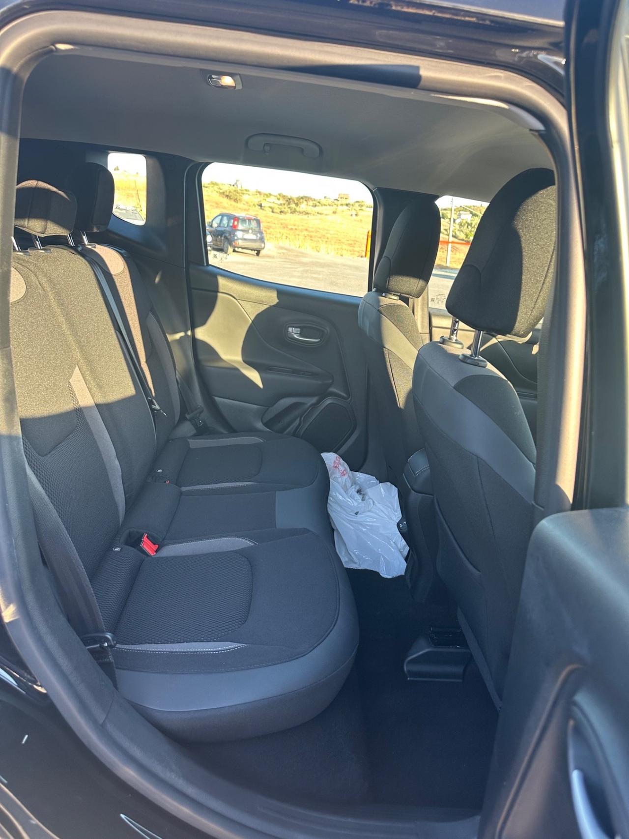 Jeep Renegade 1.3 T4 190CV PHEV 4xe AT6 Business Plus
