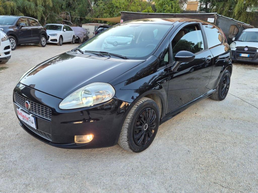 Fiat Grande Punto 1.4 BENZ 3-PORTE