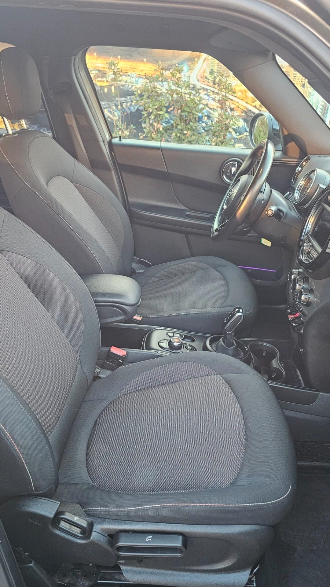 Mini Cooper Countryman 1.5 One D Hype